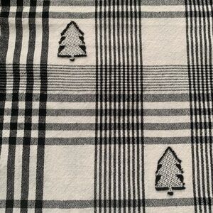 Bella Lux Christmas Tablecloth 84x60 Black White Plaid Trees Cotton/Polyester